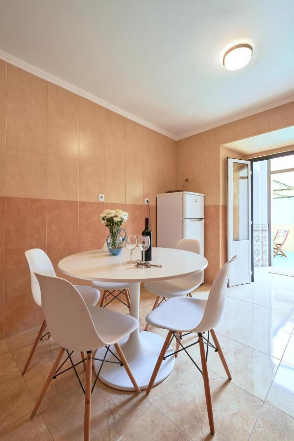 Spacious And Renovated With Amazing Patio, By Timecooler Lejlighed *