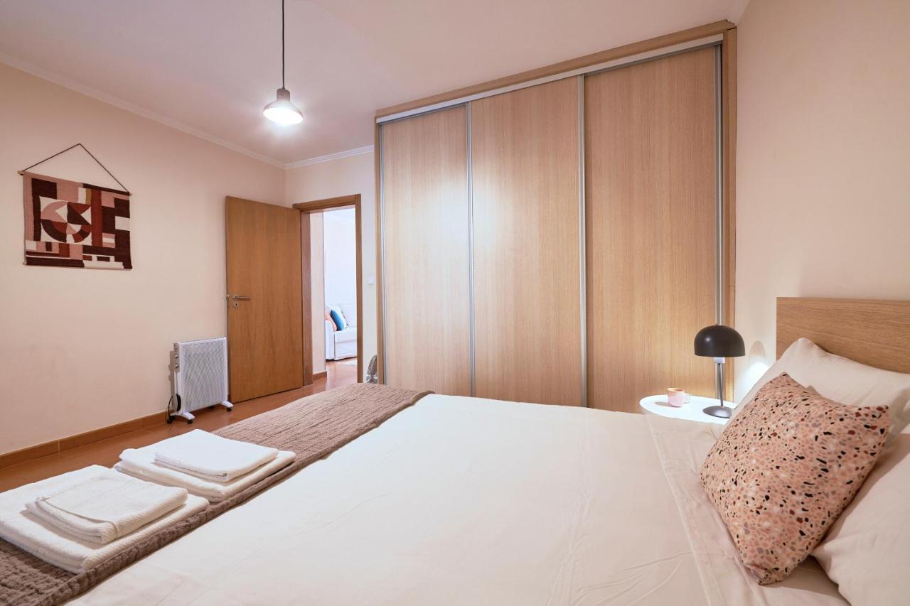 Spacious And Renovated With Amazing Patio, By Timecooler Lejlighed Lisboa